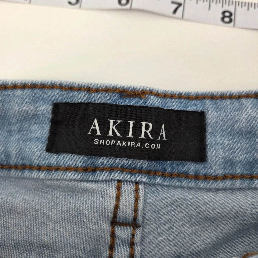 AKIRA light wash